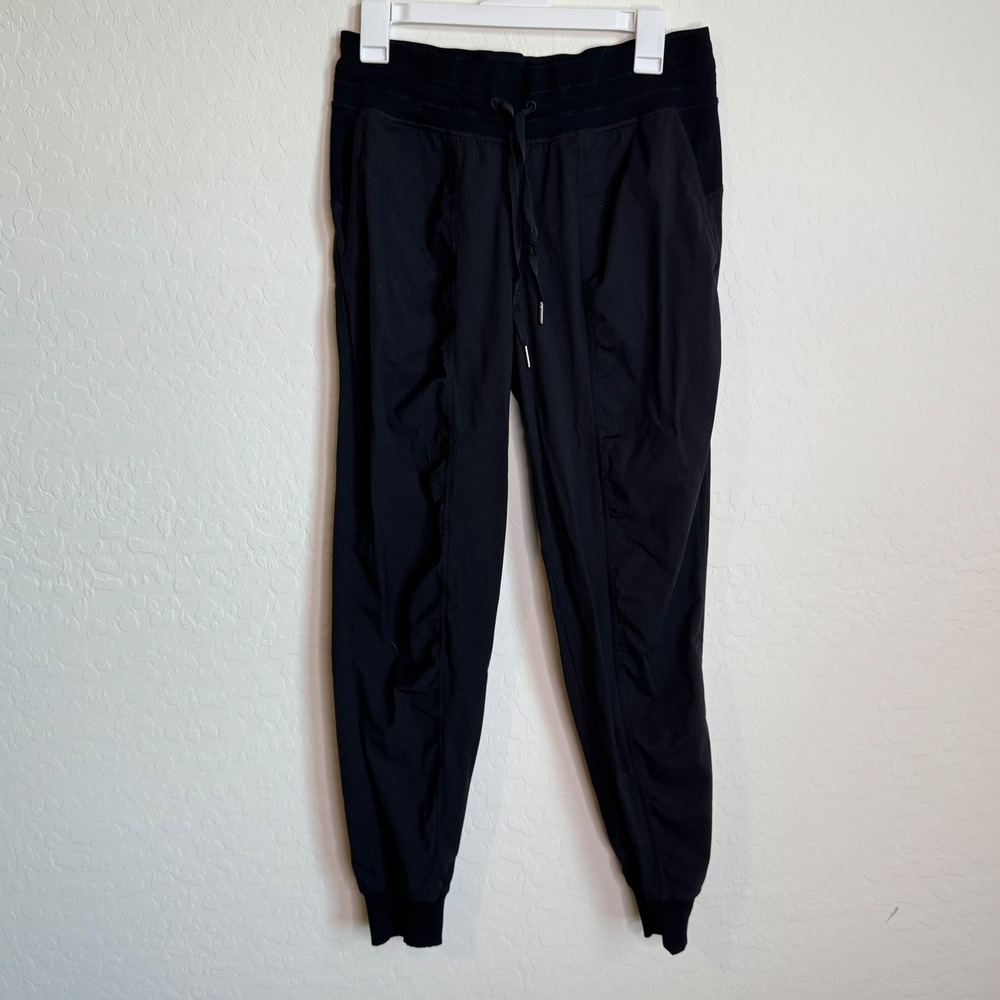 Lululemon Dance Studio Mid-Rise Jogger Full Length Size 8 Black Workout Travel